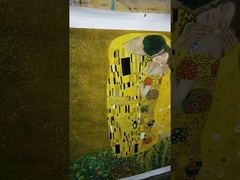 Bức tranh sơn dầu The Kiss People trang trí trên vải lanh